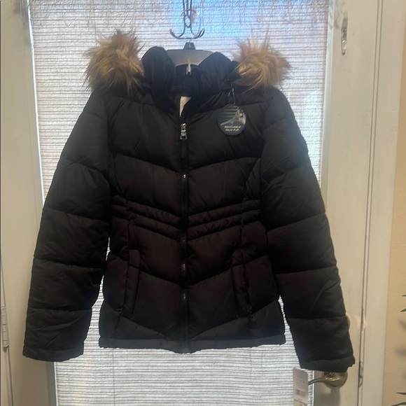 Other - Madden Girl Puffer Jacket with Faux Fur Hood